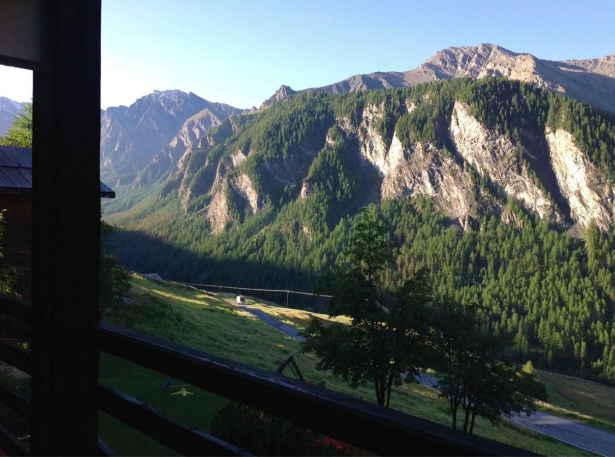 Le Grand Tetras Hotel Saint-Vérand Buitenkant foto