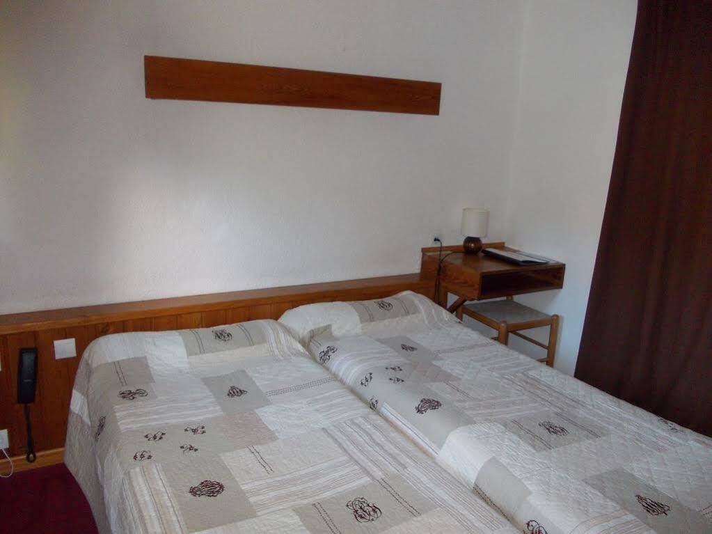 Le Grand Tetras Hotel Saint-Vérand Buitenkant foto